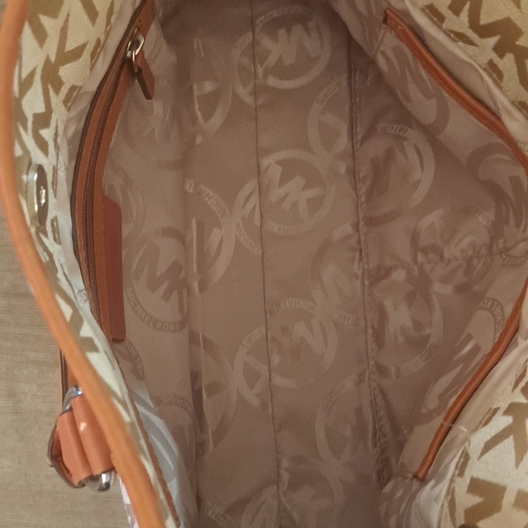 Michael Kors Hamilton's satchel - Picture 4 of 10